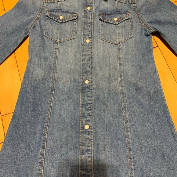 Button down Jean Dress - Picture 2 of 4